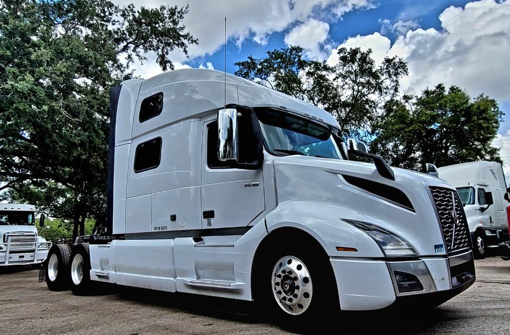 2019 Volvo VN's photo