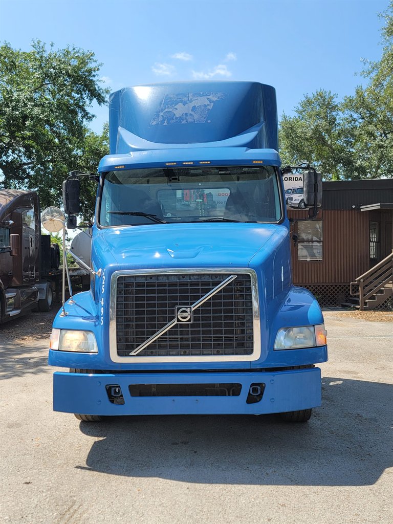 2014 Volvo VN's photo